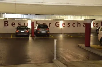Einfahrt zur Tiefgarage